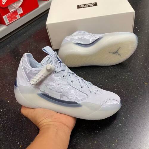 耐克Nike Air Jordan 39 AJ39低帮男子耐磨实战篮球鞋FQ0214-106 - 图2