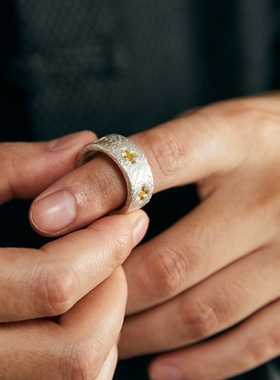 S925纯银十字架锤纹戒指男女款小众个性高级感指环开口可调单身戒