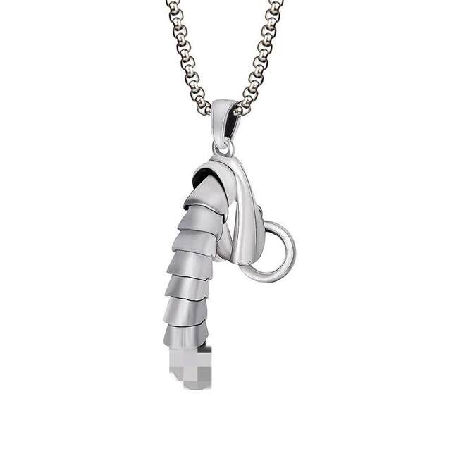 European and American funny chicken pendant necklace jewelry titanium steel design niche hip-hop street sweatshirt clavicle chain does not fade
