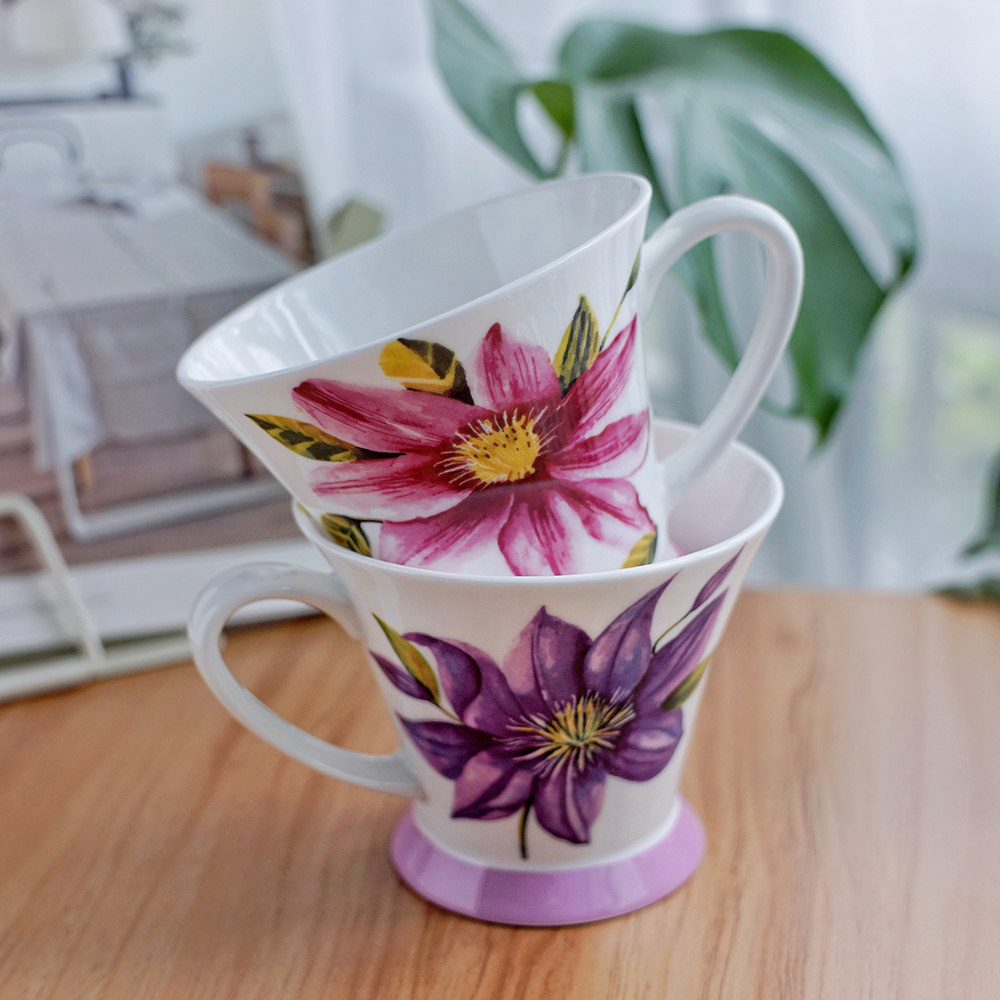 骨瓷宽口花朵奶杯办公室日用大水杯红茶咖啡牛奶水果茶杯欧式创意