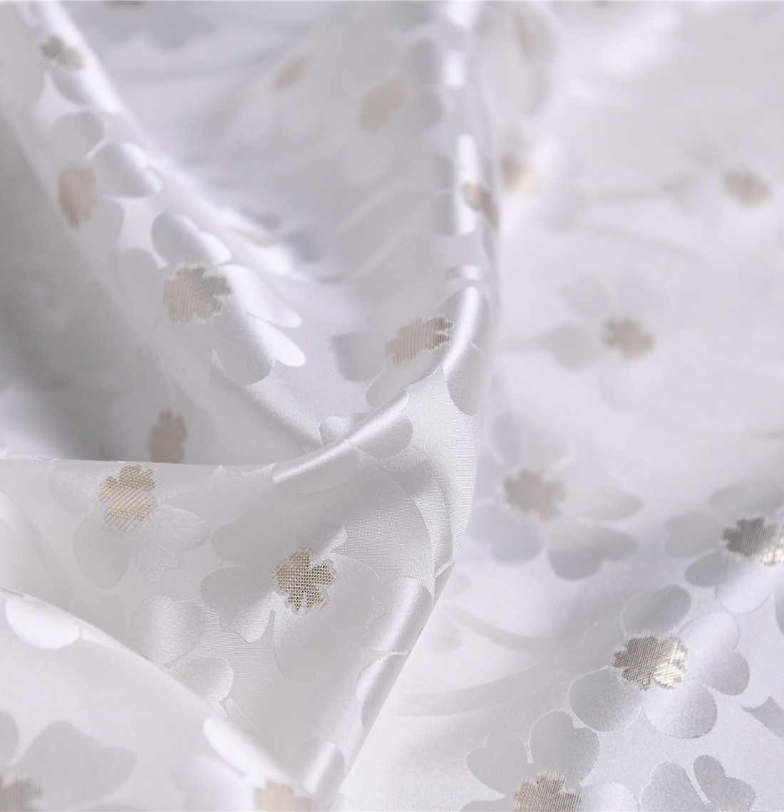 一朵一幕 中式传统如意花纹织金描金提花缎19姆100丝138宽 设计师,淘宝优惠券,粉丝福利购,淘宝优惠卷