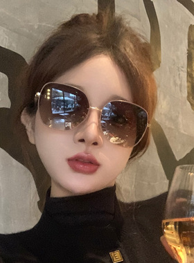 时尚椭圆形女士高级感偏光太阳镜
