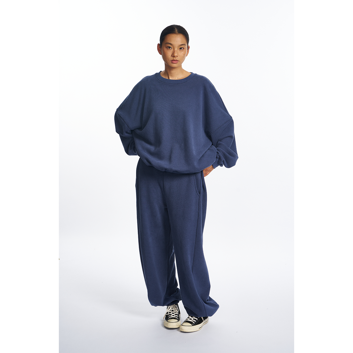 see sea o | 白灰薄绒套头卫衣 裤子两件套休闲运动套装秋冬穿搭,淘宝优惠券,粉丝福利购,淘宝优惠卷