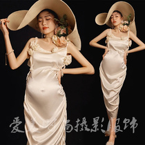 22 exhibition new pregnant woman photo clothing law style retro oil painting wind high set hanging band dress satin face gestation to write real