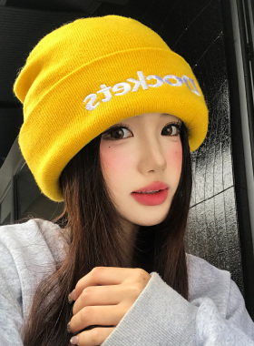 美式黄色字母刺绣针织冷帽女秋冬
