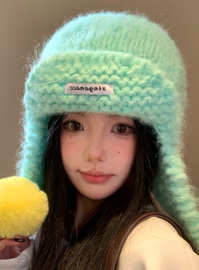 绿色马海毛针织毛球护耳帽女冬季