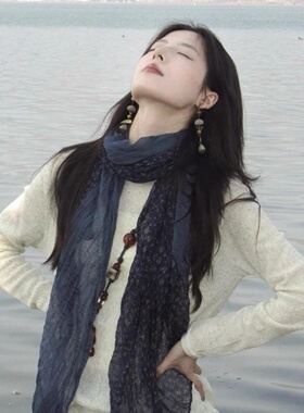 森系文艺复古藏蓝色碎花围巾女