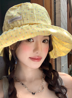 甜美碎花鹅黄色系带渔夫帽春夏季