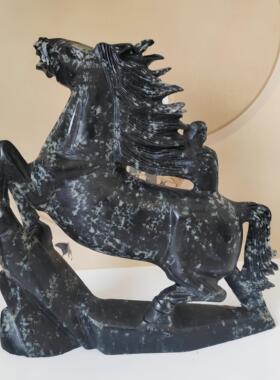 黑马家居摆件独山玉马上封侯风水