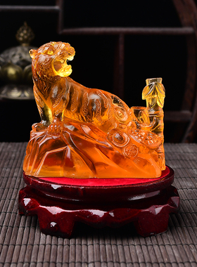 瑞虎保泰属猪人2026年马年吉祥虎形琉璃摆件客厅卧室玄关办公摆设