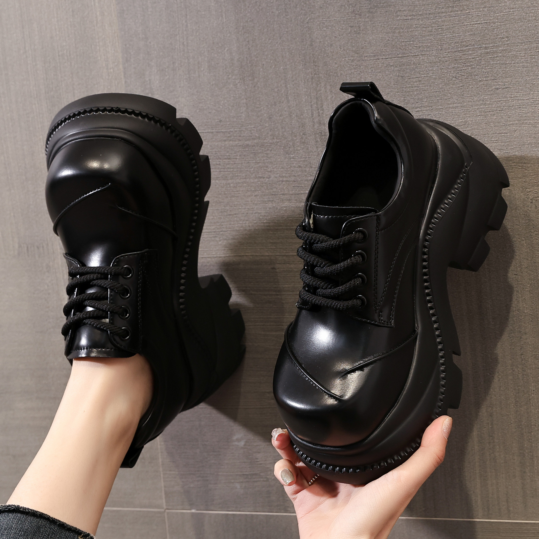 ZFCQ香港厚底内增高加绒丑萌小皮鞋女款2025秋冬保暖超高跟乐福鞋,淘宝优惠券,粉丝福利购,淘宝优惠卷