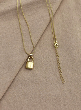 金色小锁吊坠蛇骨链条锁骨链