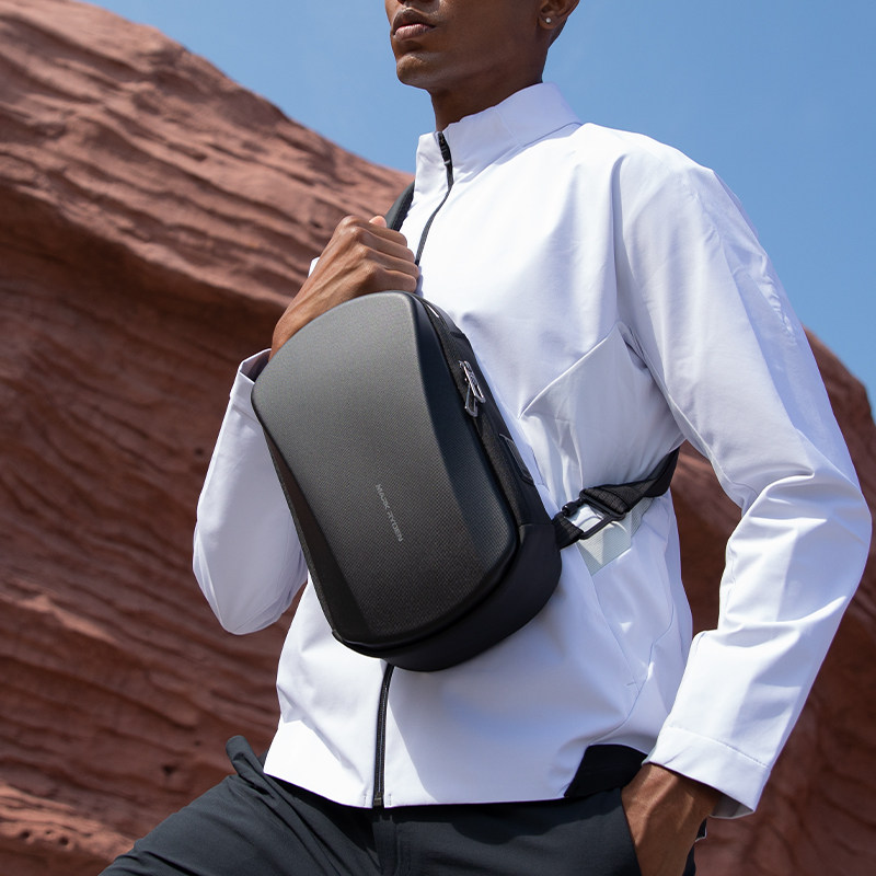 马可·莱登潮流胸包男硬壳单肩斜挎包机车骑行旅游休闲简约小背包,淘宝优惠券,粉丝福利购,淘宝优惠卷