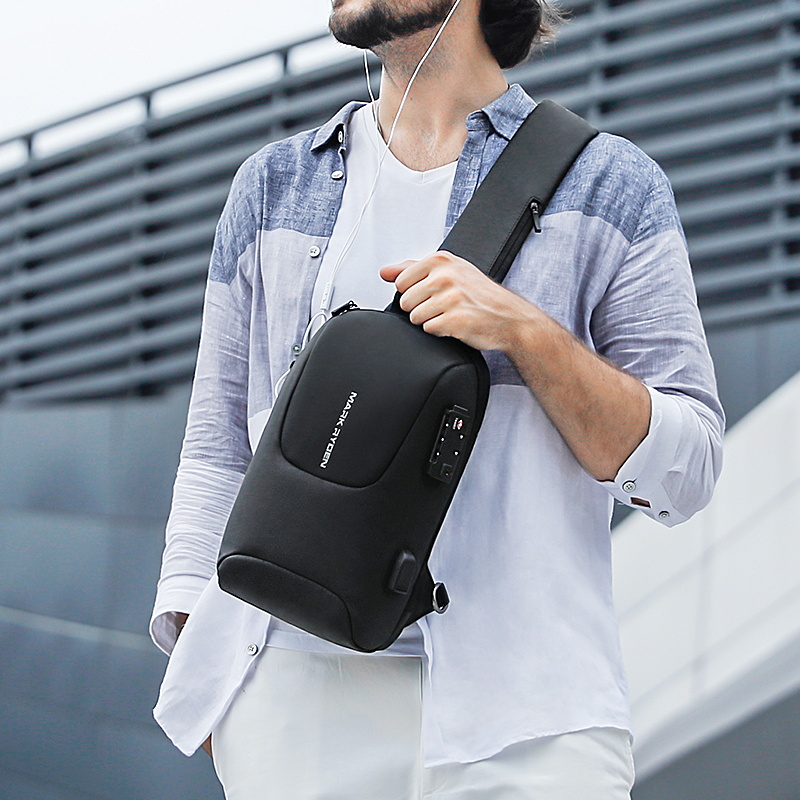 马可莱登胸包商务个性迷你男士包包 马可莱登男士包袋