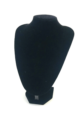 样板房衣帽间卧室模特项链耳环组合摆件展示软装饰品全屋陈列橱柜