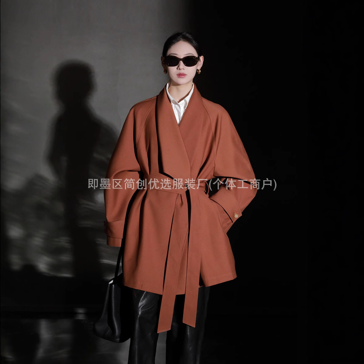 今年流行特惠欧美大翻领廓形设计短款风衣女高级感外套通勤风衣,淘宝优惠券,粉丝福利购,淘宝优惠卷