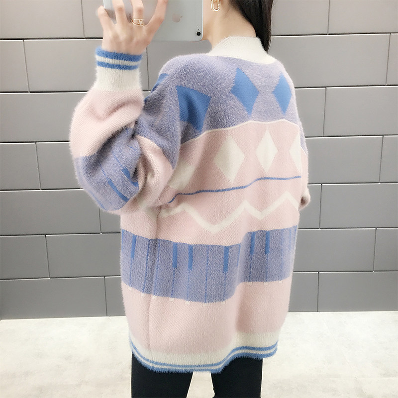 2019春季新款很仙格子仿水貂绒开衫 歌慕妮毛针织衫