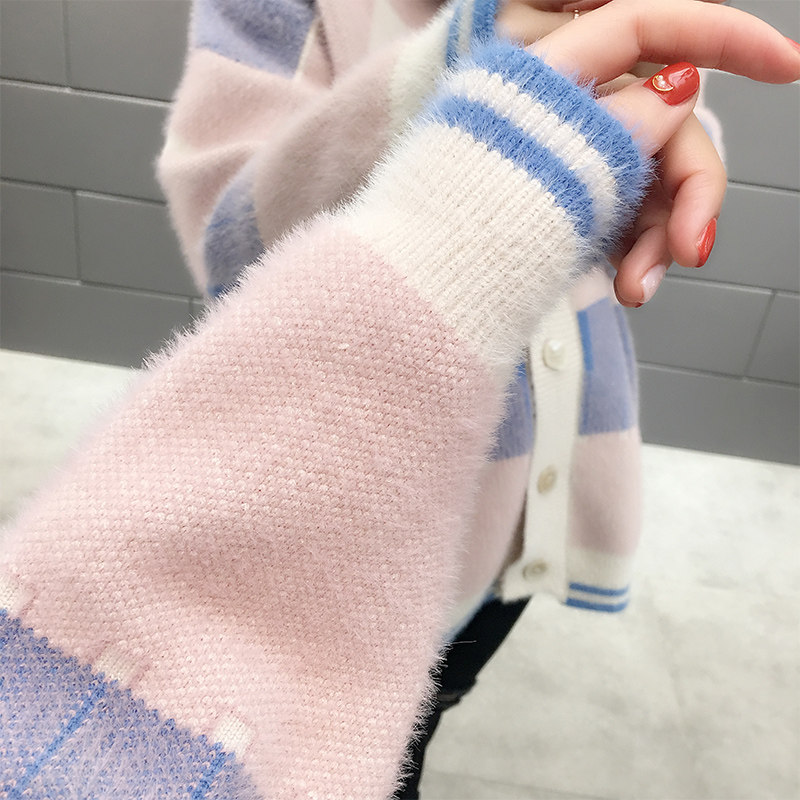 2019春季新款很仙格子仿水貂绒开衫 歌慕妮毛针织衫