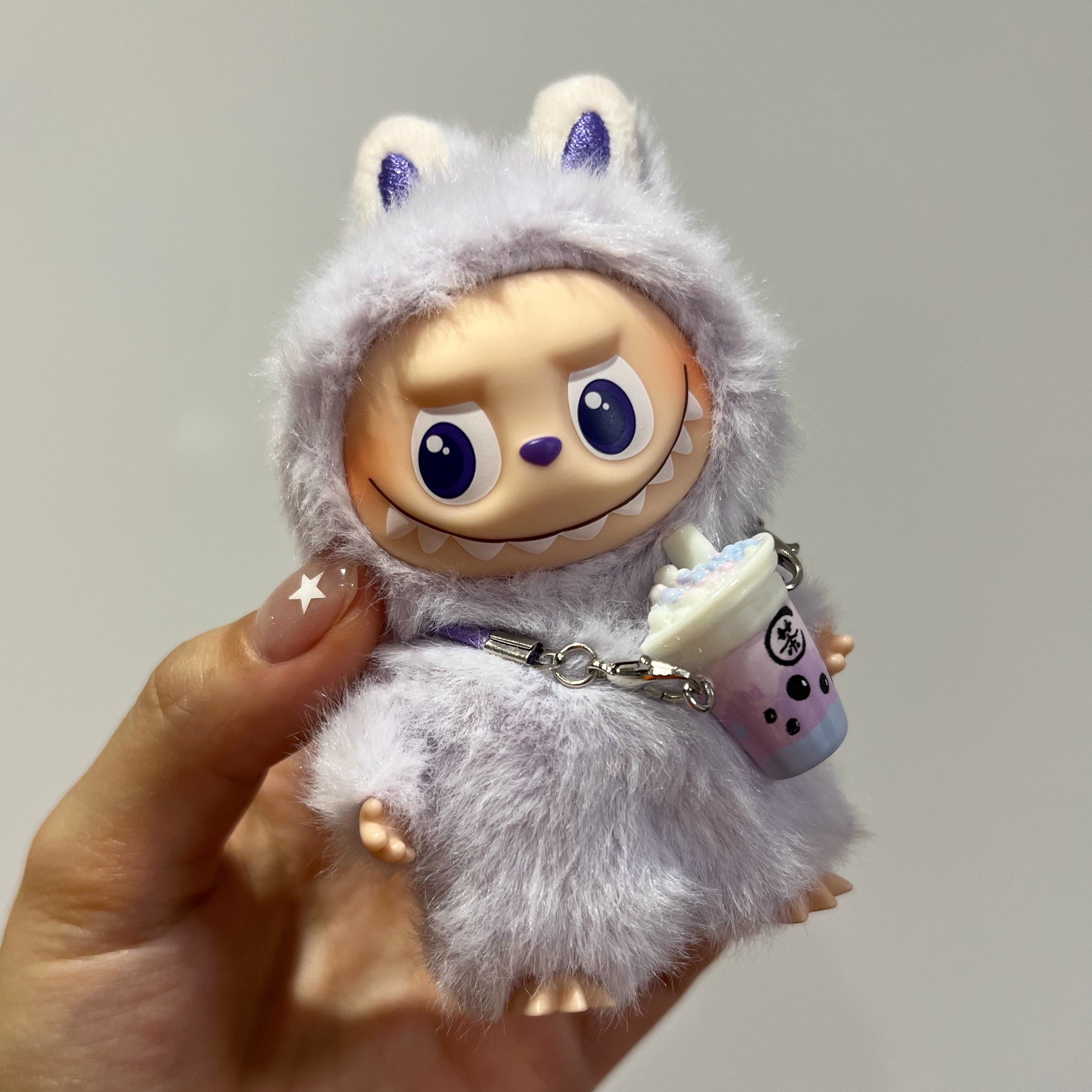 labubu迷你奶茶杯公仔娃娃配饰四代拉布布娃衣服挂件配件BJD娃娃 - 图3