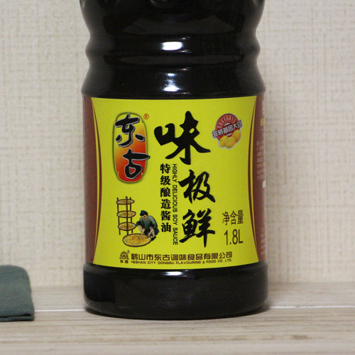 东古味极鲜1.8L广东特产特级酿造酱油大桶桶装调料酱油海鲜餐饮用 - 图0