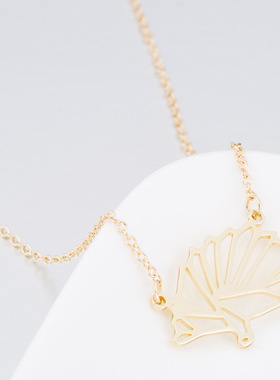 2022新品镂空几何折纸不锈钢项链