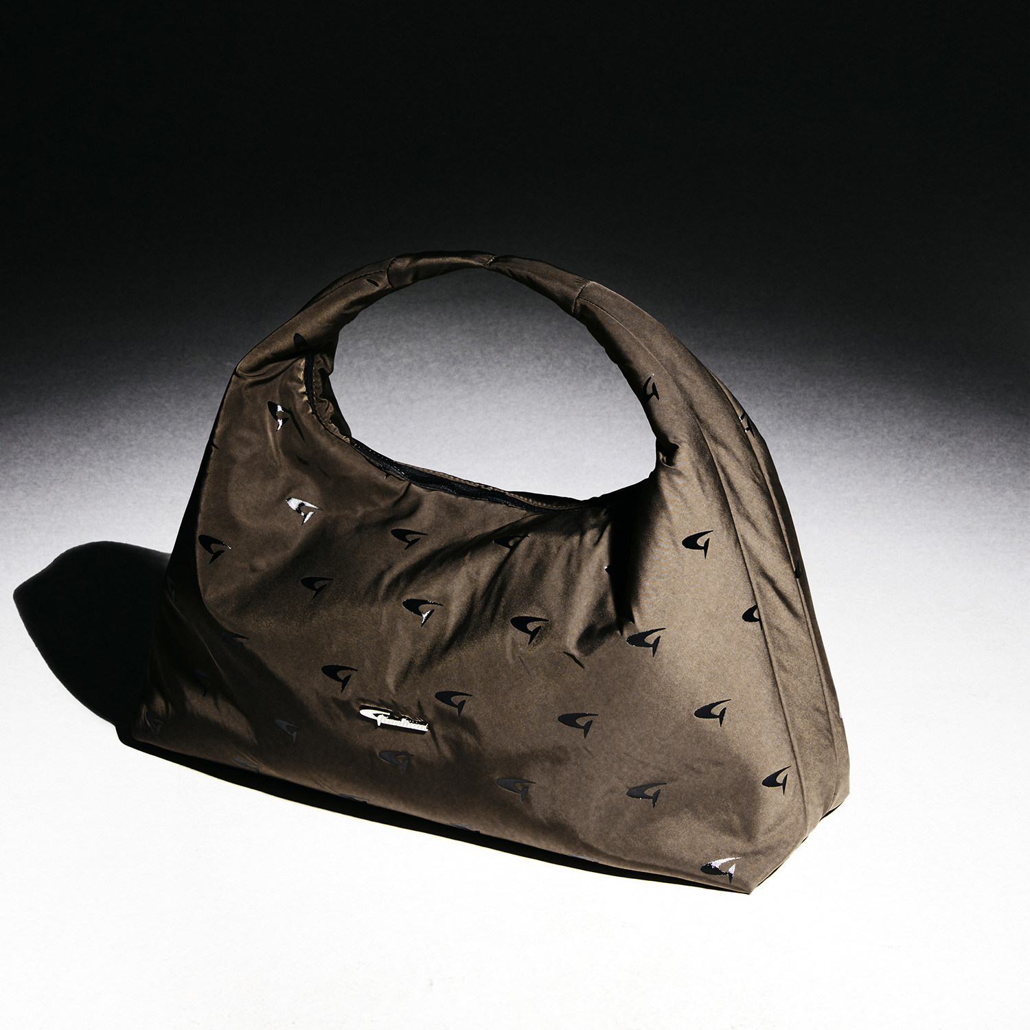Qianlimu sports armpit bag large capacity handbag