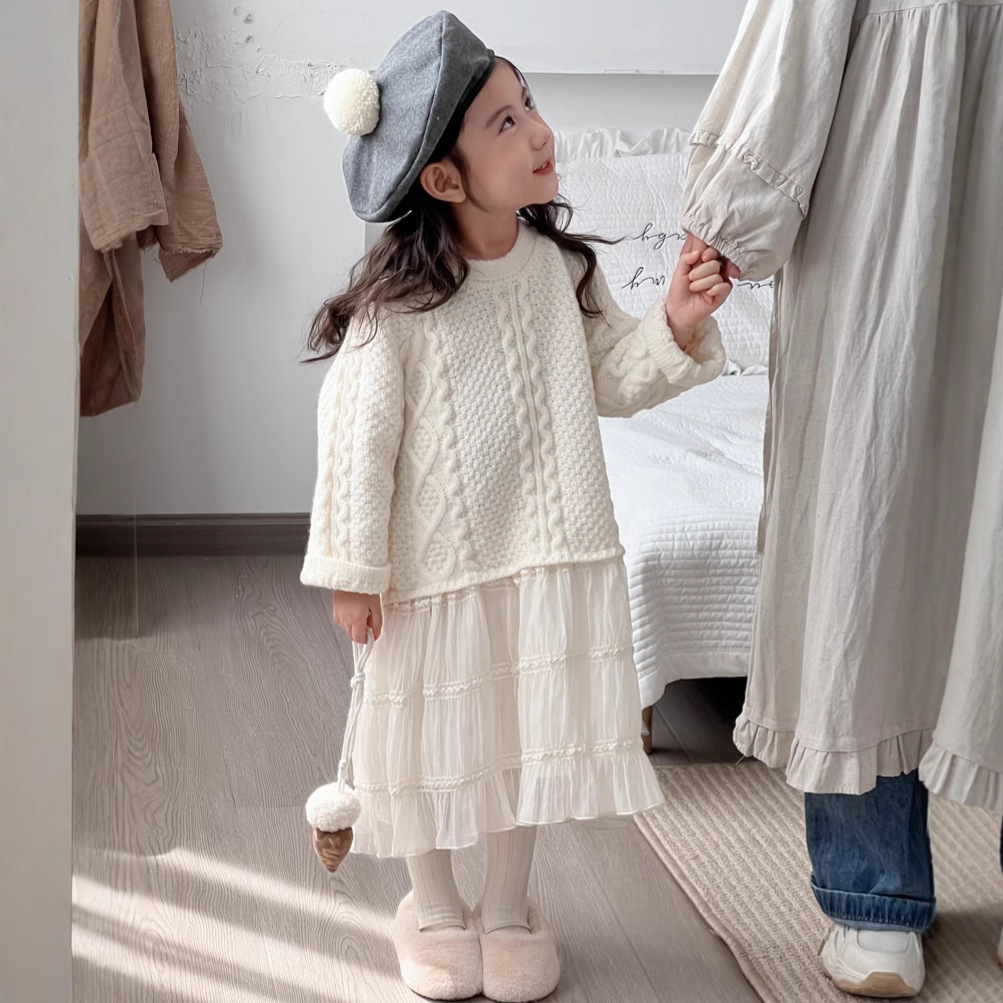 秋冬新款韩版童装女童毛衣拼接网纱公主裙女宝宝加厚针织连衣裙子 - 图1