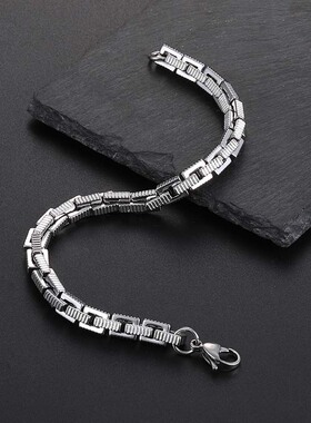 手链男高级感钛钢轻奢小众设计配饰金属送男友生日节日礼物不掉色