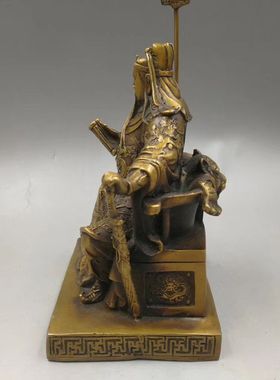 荣华富贵财神看书关羽摆件