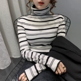 Демисезонный трикотажный свитер, в корейском стиле, облегающий крой, по фигуре