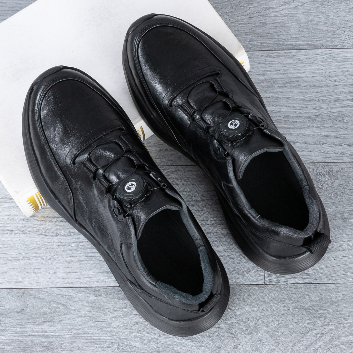 真牛皮男鞋头层牛皮厚底跑步鞋手抓纹旋转扣商务运动软底休闲皮鞋,淘宝优惠券,粉丝福利购,淘宝优惠卷