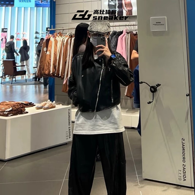 Adidas阿迪达斯三叶草女子机车风仿皮运动复古短款夹克外套JL7553,淘宝优惠券,粉丝福利购,淘宝优惠卷