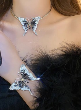 滴油镶钻蝴蝶项圈手环