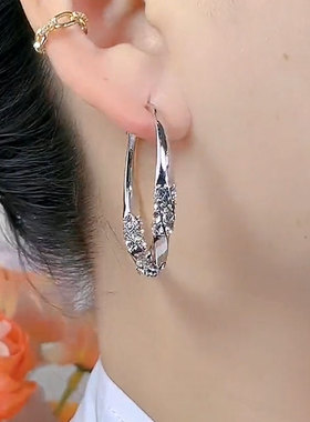 港风银色耳环菱纹光面夸张耳圈女