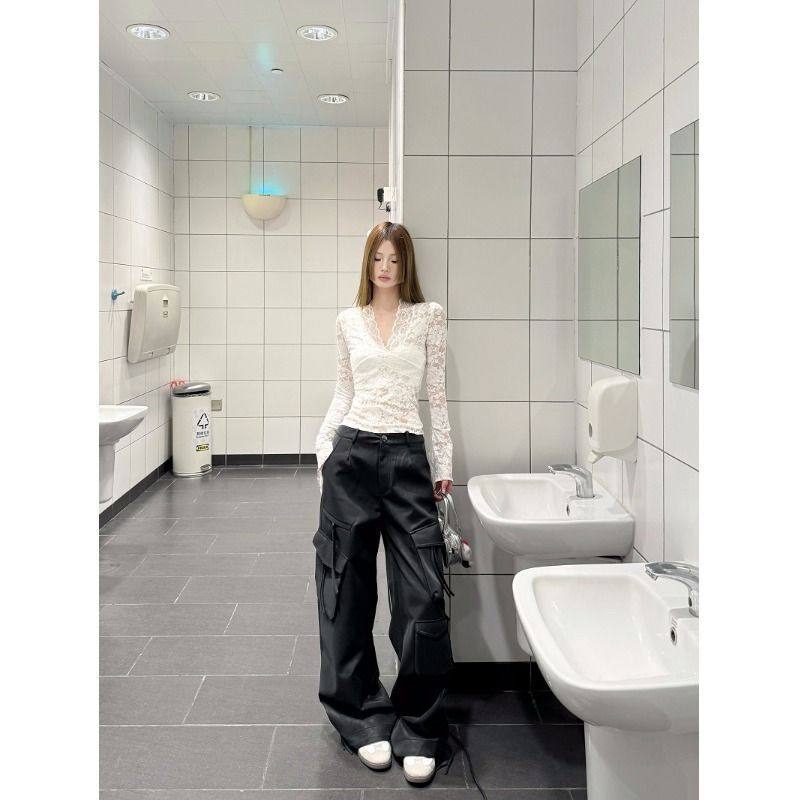 设计感性感V领蕾丝衫女早秋收腰显瘦打底衫纯欲修身喇叭长袖上衣,淘宝优惠券,粉丝福利购,淘宝优惠卷