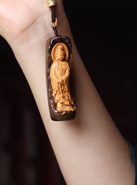 沉香达拉干天然挂件老料雕刻净瓶大日如来手把吊坠沉香文玩毛衣