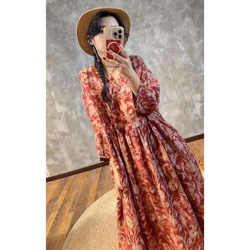 YIMIAN 宝藏亚麻民族风V领碎花高端优雅休闲高腰显瘦连衣裙26065 - 图2