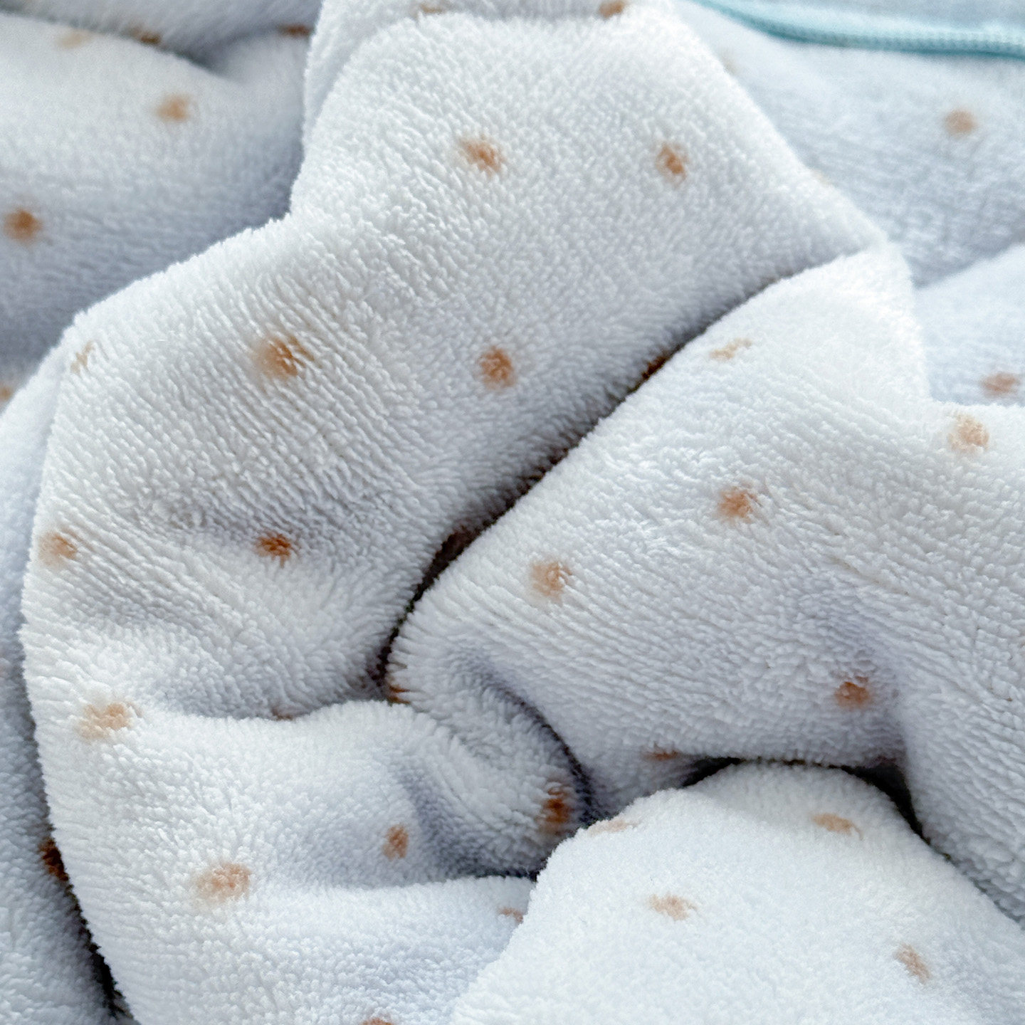 牛奶绒汽车抱枕被多功能手提午睡毛绒毯沙发靠垫办公室学生午休被,淘宝优惠券,粉丝福利购,淘宝优惠卷