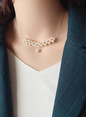 小艾遮疤项链花边设计 吊坠修饰脸型 少女风满满 女颈链