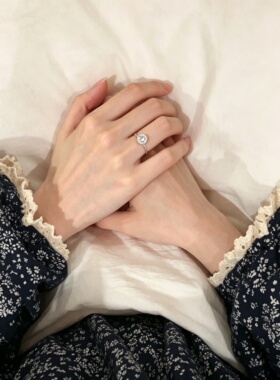 轻奢仿真圆钻戒指女经典六爪莫桑石钻戒日常百搭求婚指环不掉色