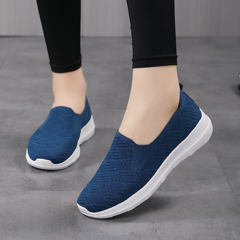 老北京布鞋女一脚蹬软底妈妈黑色运动鞋久站不累脚纯黑上班工作鞋,淘宝优惠券,粉丝福利购,淘宝优惠卷