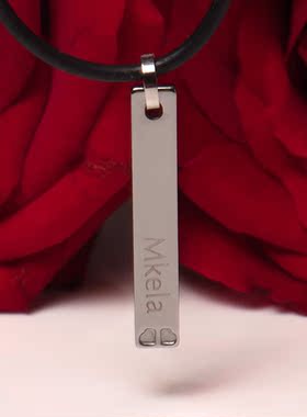 正面S形背面四叶草签梦克拉钨金