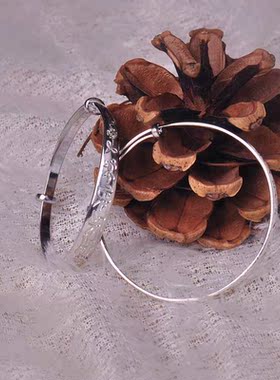 快乐宝贝足银儿童手镯