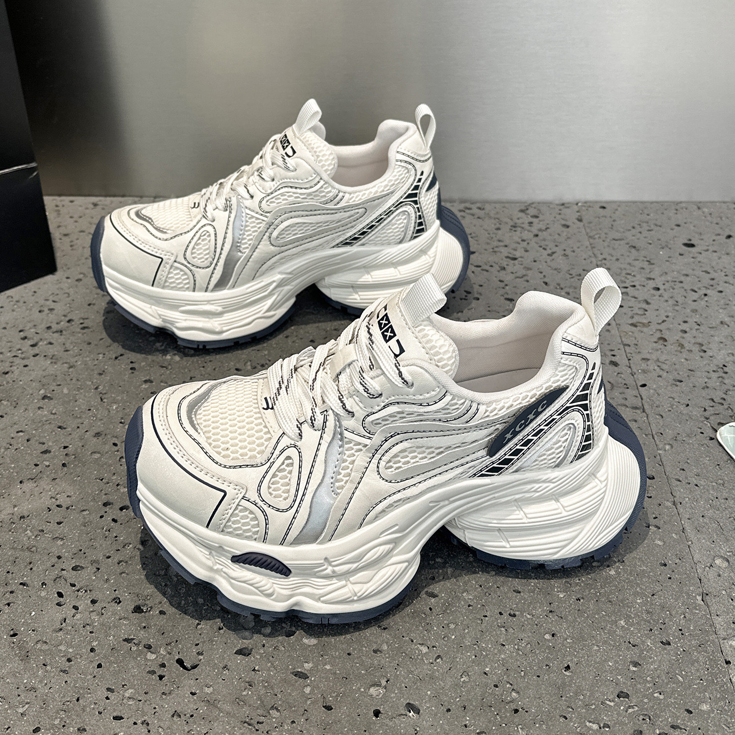 欧洲站系带老爹鞋女2026春季新款厚底巨好看显脚小运动休闲跑步鞋,淘宝优惠券,粉丝福利购,淘宝优惠卷