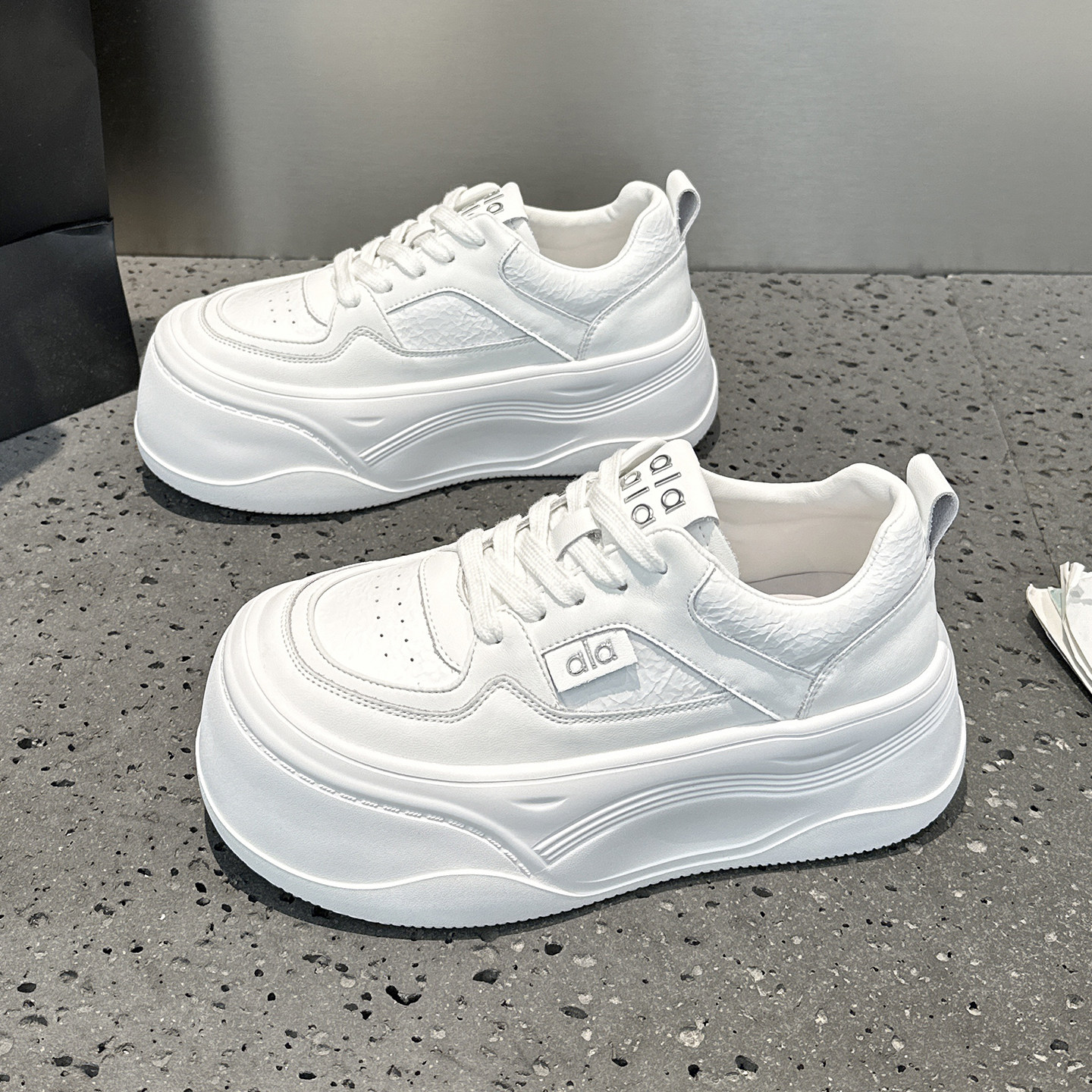 厚底松糕小白鞋女2025秋冬季新款百搭真皮小个子增高轻便休闲板鞋,淘宝优惠券,粉丝福利购,淘宝优惠卷