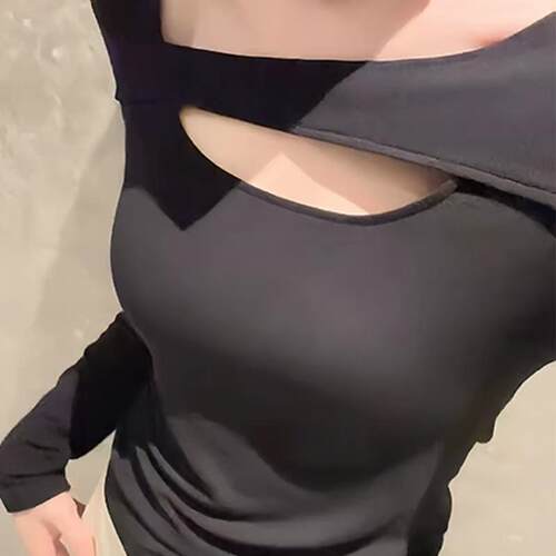 黑色性感镂空打底衫女秋冬季洋气内搭外穿加绒大码显瘦设计感小衫 - 图3