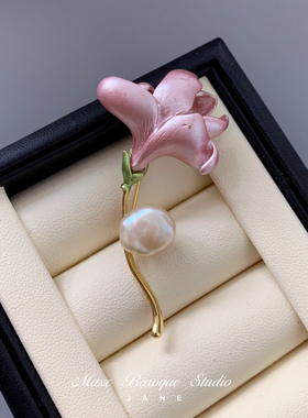 百合花胸针巴洛克真珍珠高档女优雅气质百搭胸花高级感西装配饰潮