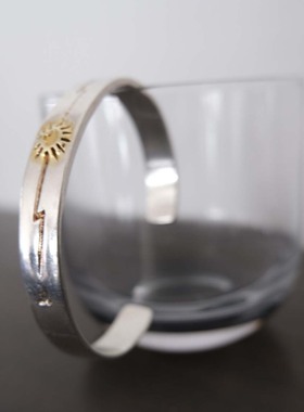 博主同款复古做旧闪电錾刻手镯可调节开口手环