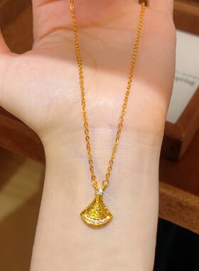 新中式点钻碎冰冰小裙子吊坠项链小裙摆锁骨链精致送女友礼