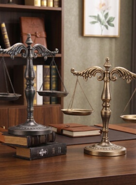 欧式复古铁艺天平摆件办公室桌面